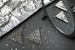 Klart набор для вышивания 10-511 Серьги треугольные. Серебряный орнамент 4 х 3.5 см