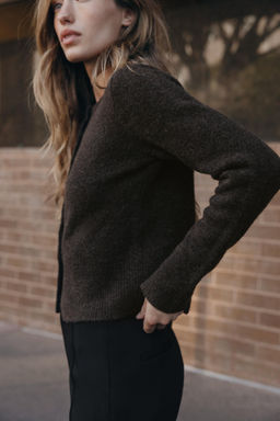 CARDIGAN WITH BALL BUTTONS - Zara фото 11