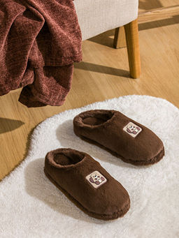 Kad?n Pel?? Ev Terli?i