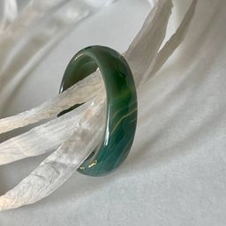 Кольцо из Агата тон. 18 р.