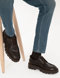 Коричневые туфли