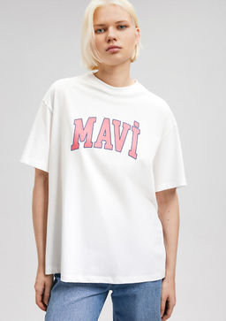 Mavi Logo Bask?l? Beyaz Tisort