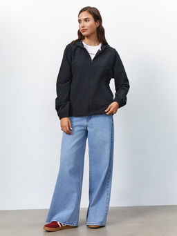 T3343-3 Ветровка женская