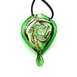 Стеклянный кулон ручной работы Лист 40*60мм цв.зеленый