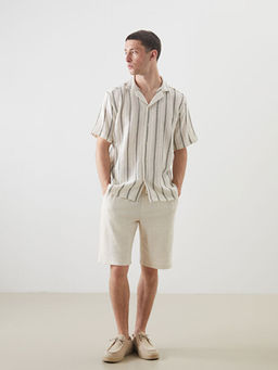 Regular Fit K?sa Kollu ?izgili Erkek G?mlek