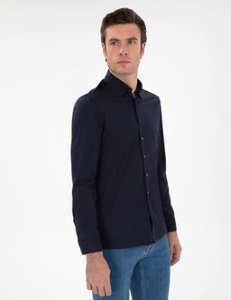 Безусловная рубашка с длинным рукавом с темно -синим