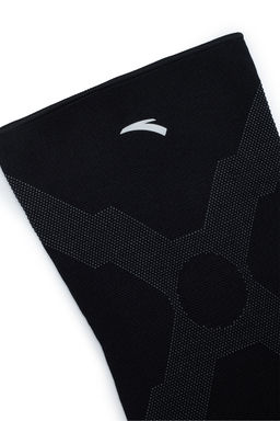 Наколенник Черный