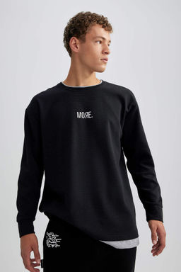 Толстовка оверсайз с круглым вырезом и принтом