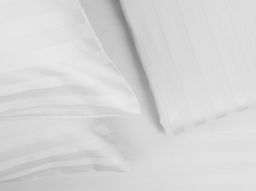 Комплект постельного белья 4241-БЧ Дуэт сатин 215*153 (отб) 2*2