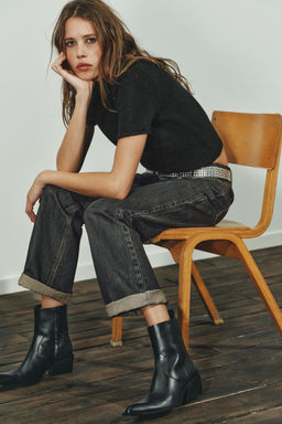 LEATHER COWBOY ANKLE BOOTS WITH TOPSTITCHING