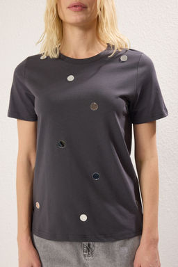 TRENDYOLMILLA Antrasit %100 Pamuk Regular/Normal Kal?p Ayna Aksesuarl? Orme T-Shirt TWOSS25TS00091  фото 4