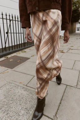 SATIN MIDI SKIRT - Zara фото 3