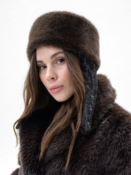 Т26-21 Таблетка кубанка черное золото с мехом "норка"