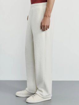 Брюки relax fit из фактурной ткани / Zarina