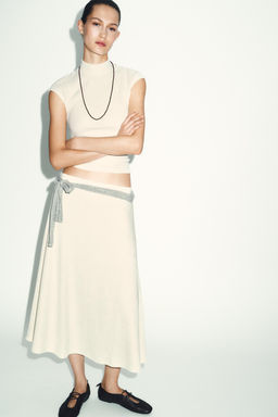 SOFT CAPE SKIRT
