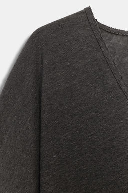 CAMISETA ESCOTE PICO CON LINO / Carb?n - Zara фото 6