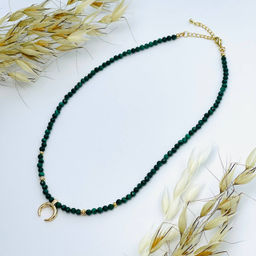 Бусы из Малахита с подвеской