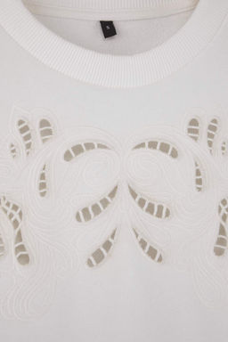 Ekru Nak?sl? Regular/Normal Kal?p Orme Sweatshirt TWOAW26SW00011 - Trendyolmilla фото 9