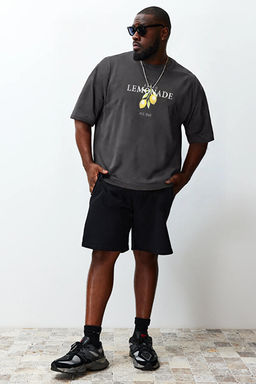 Antrasit Oversize/Geni_ Kesim Bisiklet Yaka Limon Bask_l_ B_y_k Beden T-Shirt TMNSS25BF00002