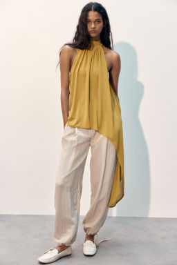 Top asim?trico con escote halter - H&m фото 3