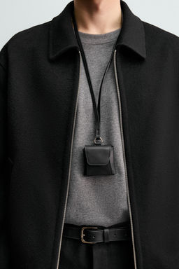 LEATHER EARPHONE HOLDER WITH PENDANT - Zara фото 7