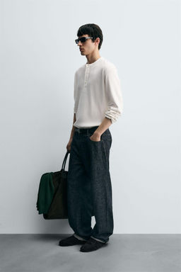 TEXTURED T-SHIRT WITH CONTRAST NECK - Zara фото 4