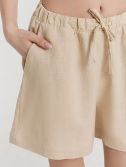 Комплект женский бежевый: рубашка и шорты