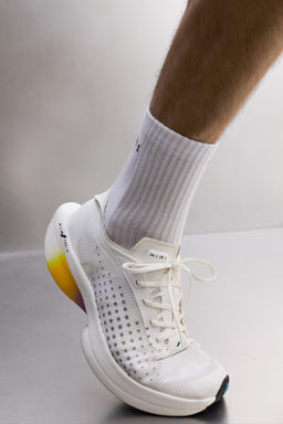 LONG-DISTANCE RUNNING TRAINERS - Zara фото 32