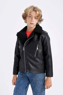 Водоотталкивающее пальто из искусственной кожи с карманом на молнии и подкладкой из искусственного меха для мальчиков