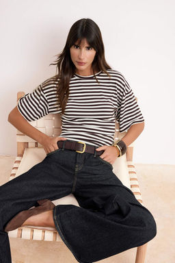 Tas Fitted/Bele Oturan Dusuk Kol Truvakar Yumusak Orme T-Shirt TWOSS26TS00060 - Trendyolmilla фото 5