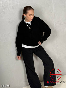 Свитер женский с капюшоном