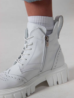 Ботинки 338.21153w. Белый/Байка