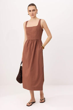 Kahverengi Belden Ac?lan Midi Korse Dikis Detayl? Midi Dokuma Elbise TWOSS24EL00038