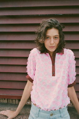 BLUSA ESTRUCTURA FLORES / Rosa - Zara фото 2