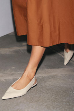 LEATHER SLINGBACK BALLERINA