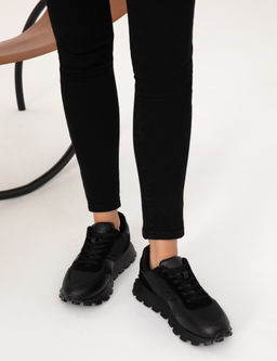 Siyah Sneaker