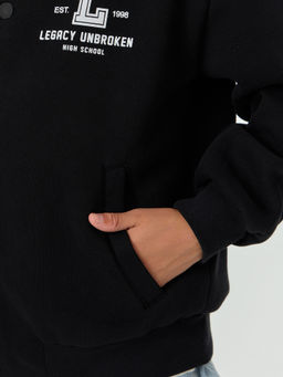 Бомбер для мальчиков черный с принтом legacy unbroken - Mark formelle фото 8