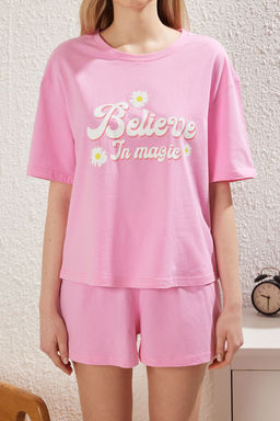 Trendyolmilla Pembe %100 Pamuklu Sloganl? Sortlu Orme Pijama Tak?m? THMSS25PT00244
