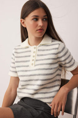 Ekru Yumusak Dokulu Cizgili Triko Kazak TWOAW26KZ00145