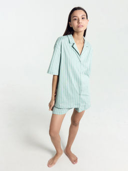 Комплект женский (жакет, шорты) зеленый в полоску - Mark formelle фото 2