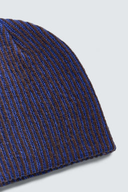 GORRO BEANIE CON LANA AARON LEVINE X ZARA / Azul?n  фото 5