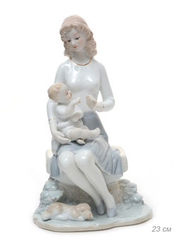 Статуэтка Дама с младенцом 25 см / HP112N /уп 30/ - Галеонтрейд фото 2