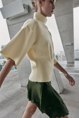 KNIT JUMPER WITH SHOULDER PADS AND SHORT SLEEVES - Zara фото 10