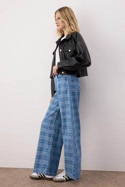 Teen Cok Renkli Normal Bel Ekose Desenli Wide Leg Jeans TWOAW26JE00024 - Trendyolmilla фото 9