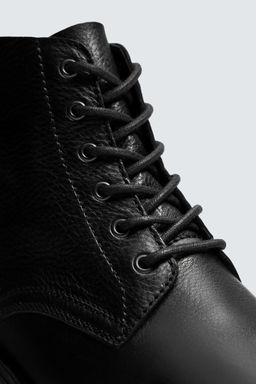 LIMITED EDITION LEATHER LACE-UP BOOTS - Zara фото 13