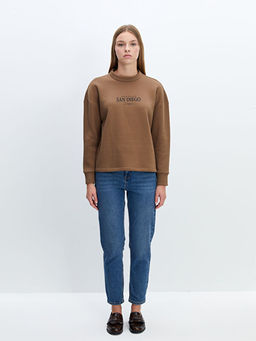 Bisiklet Yaka Bask?l? Oversize Kad?n Kal?n Sweatshirt