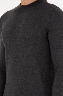 Erkek Slim Fit _eyrek Bal_k__ Yaka Antrasit Melanj Basic Triko Kazak