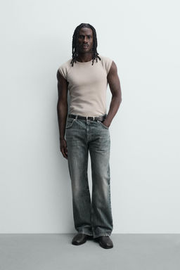 JEANS FLARE FIT ABERTURA / Azul tinta