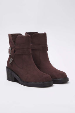 Kahverengi Suet Metal Toka Detayl? Yuvarlak Burun Blok Topuklu Kad?n Bot
TAKAW26BO00077 - Trendyolmilla фото 3