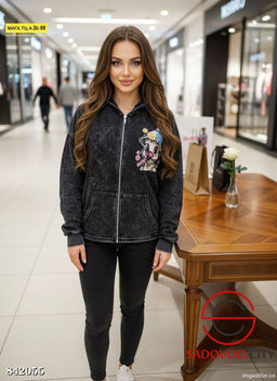 Кофта женская на молнии